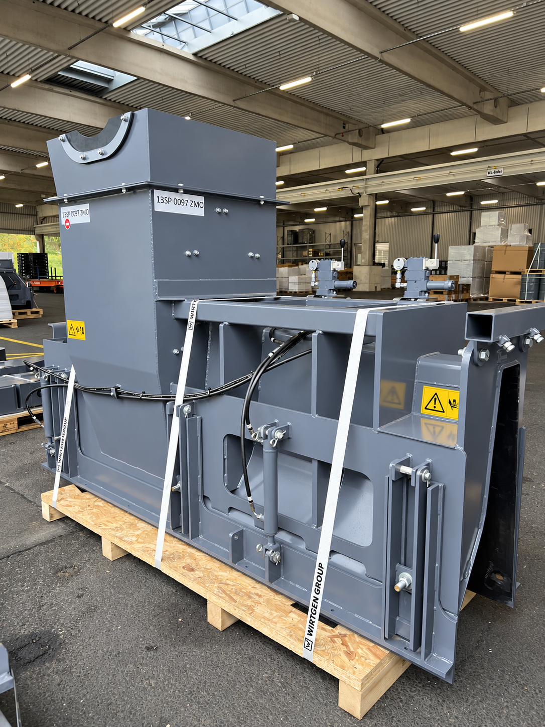Tailored machine assembly on pallet